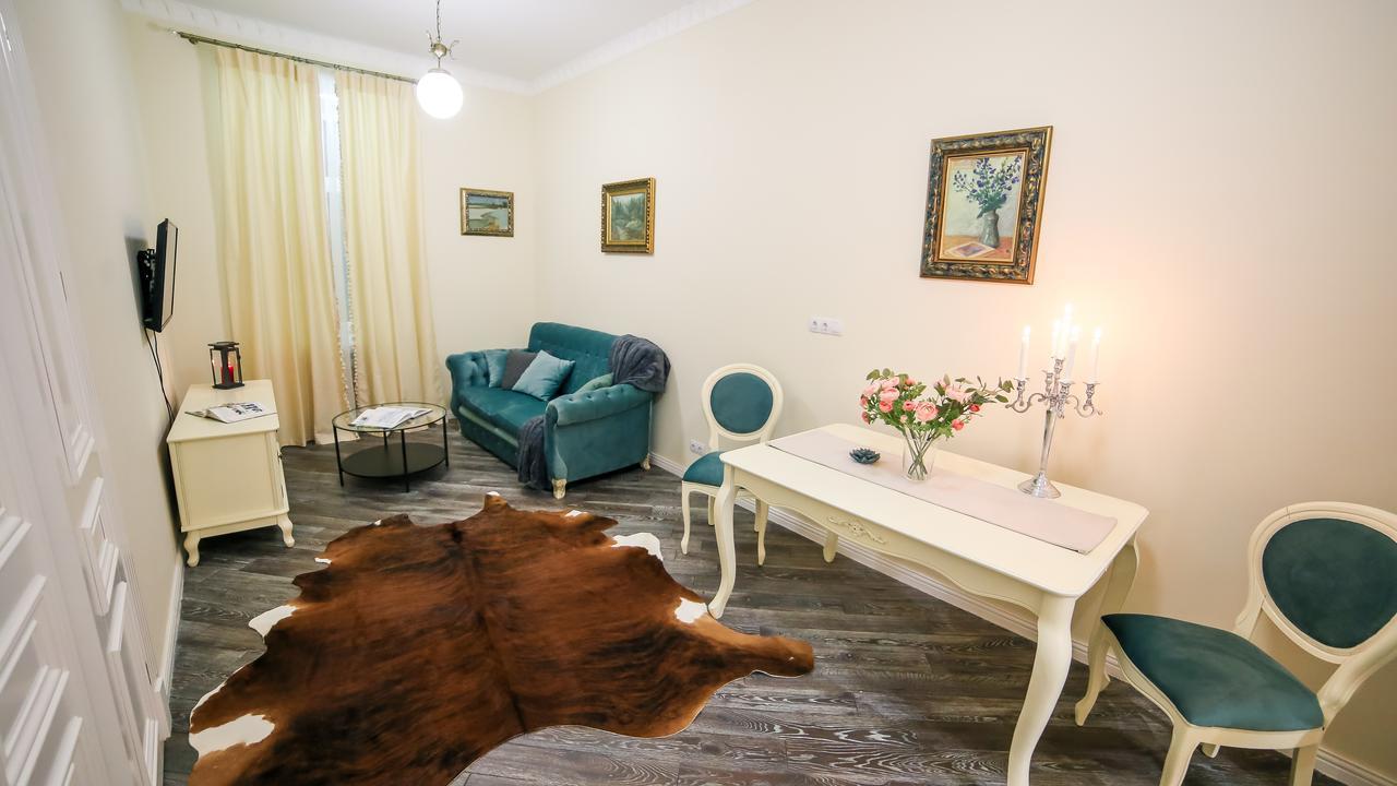 Franco Luxury Leilighet Lviv Eksteriør bilde